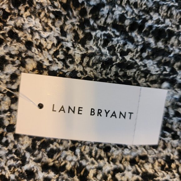 Lane Bryant V Neckline Black & White Marled Knit Chunky Sweater - Picture 7 of 9